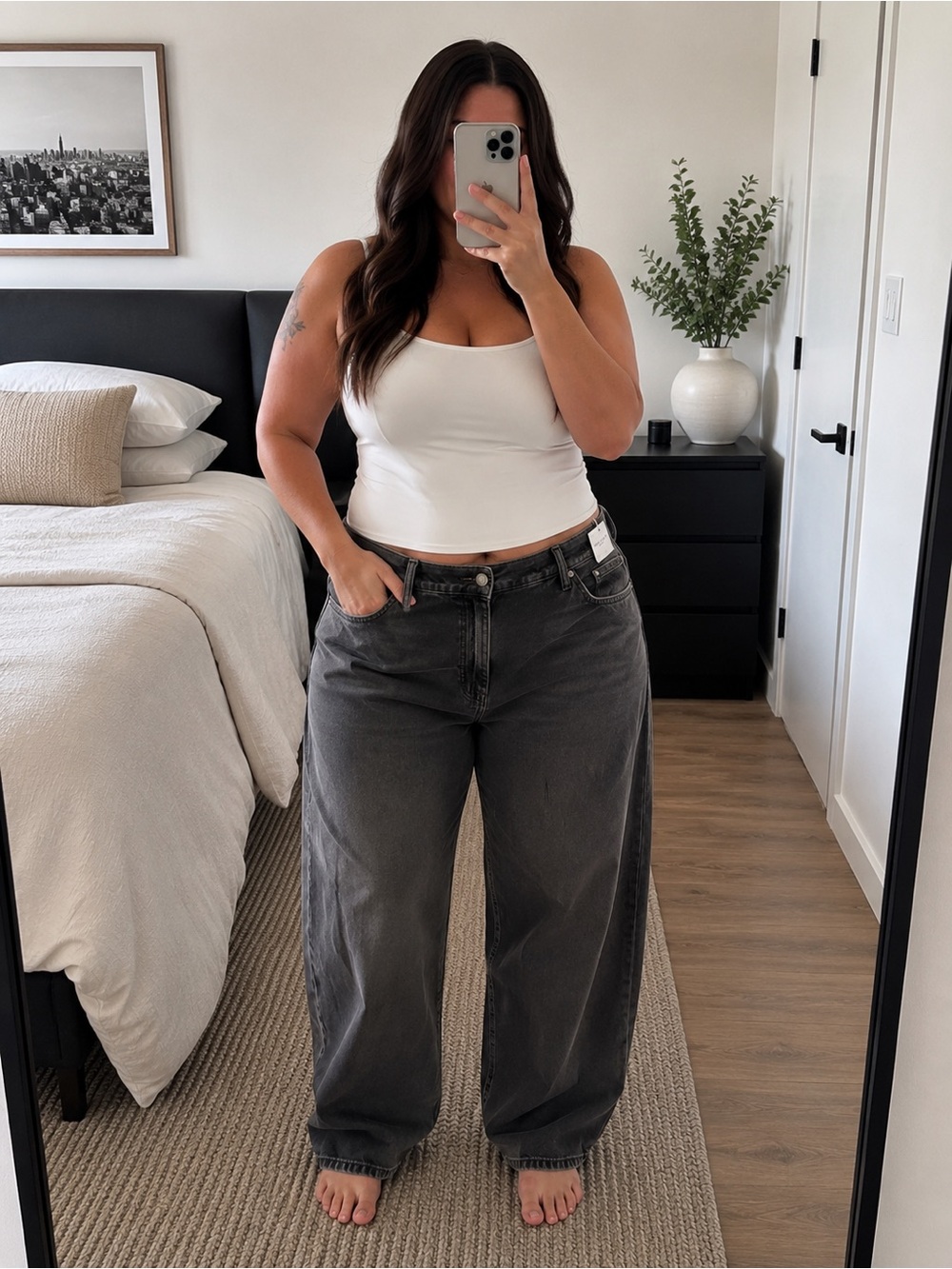 Plus size High-Rise mom Jeans in Charcoal